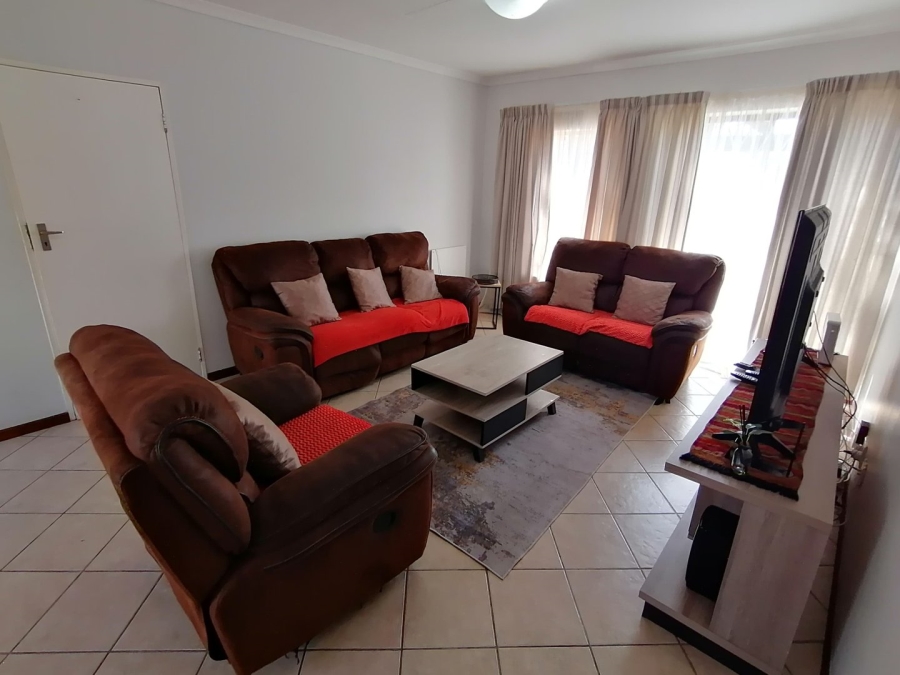 3 Bedroom Property for Sale in Hillside Free State